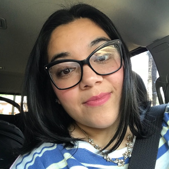 Meet your Posher, Diana - Picture 2 of 2